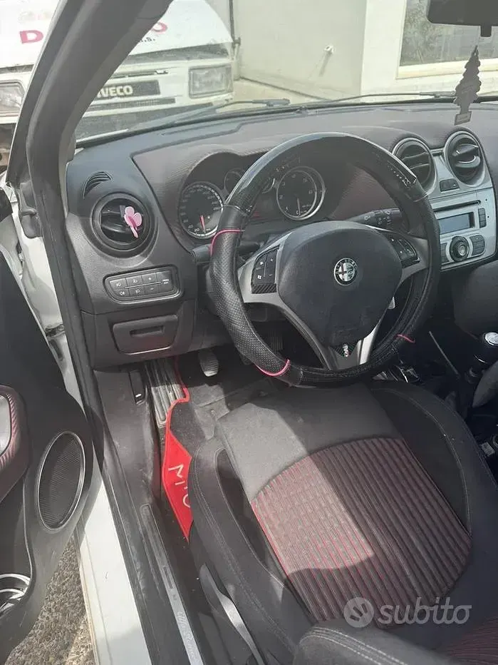 Usata Alfa Romeo MiTo 90 CV (66 kW) 2009 Bianco Utilitaria
