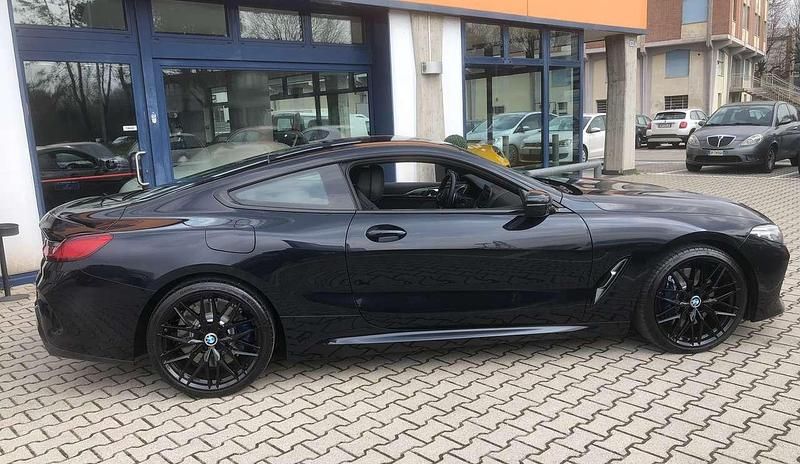Usata BMW 840 Coupé M Sport 320 CV (235 kW) 2021 Blu tanzanite Coupé