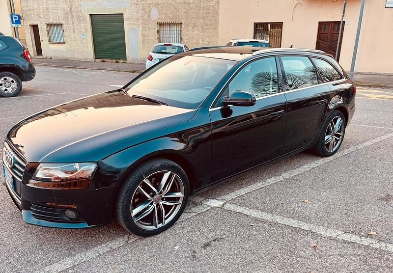 Usata Audi A4 143 CV (105 kW) 2010 Nero Station wagon