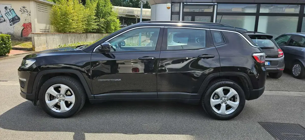 Usata Jeep Compass Longitude 120 CV (88 kW) 2019 Nero SUV
