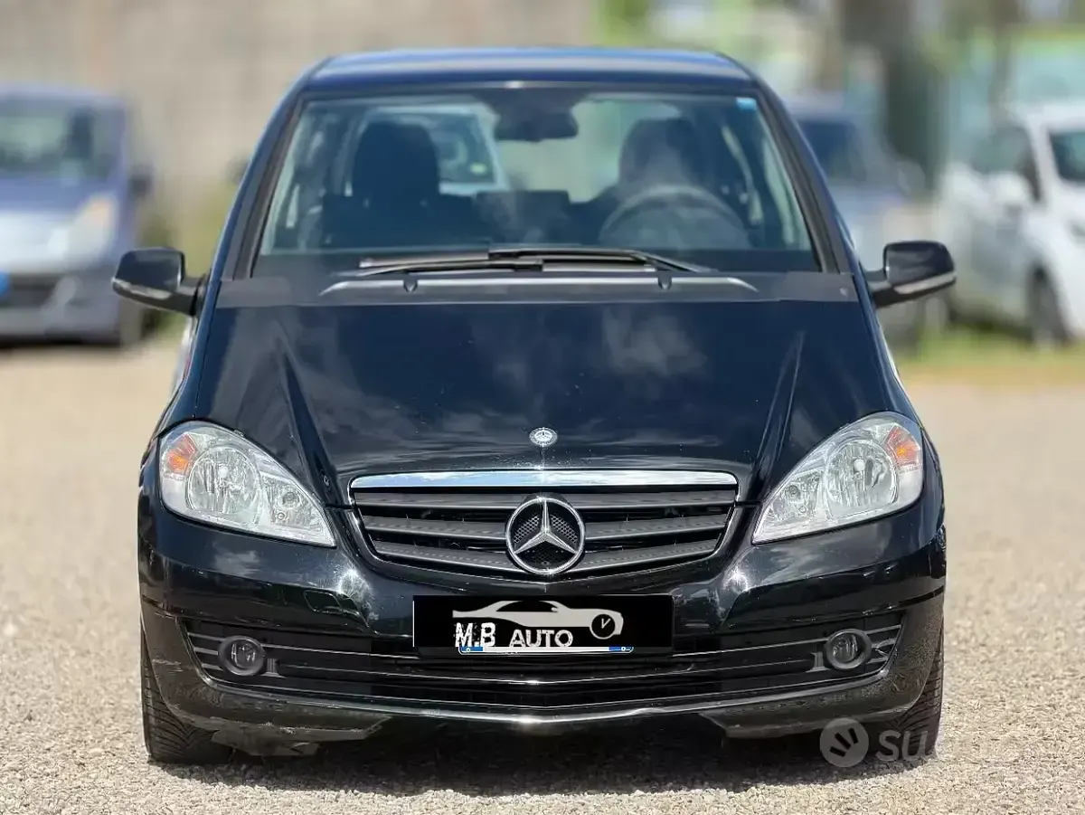 Usata Mercedes A160 82 CV (60 kW) 2012 Nero Berlina