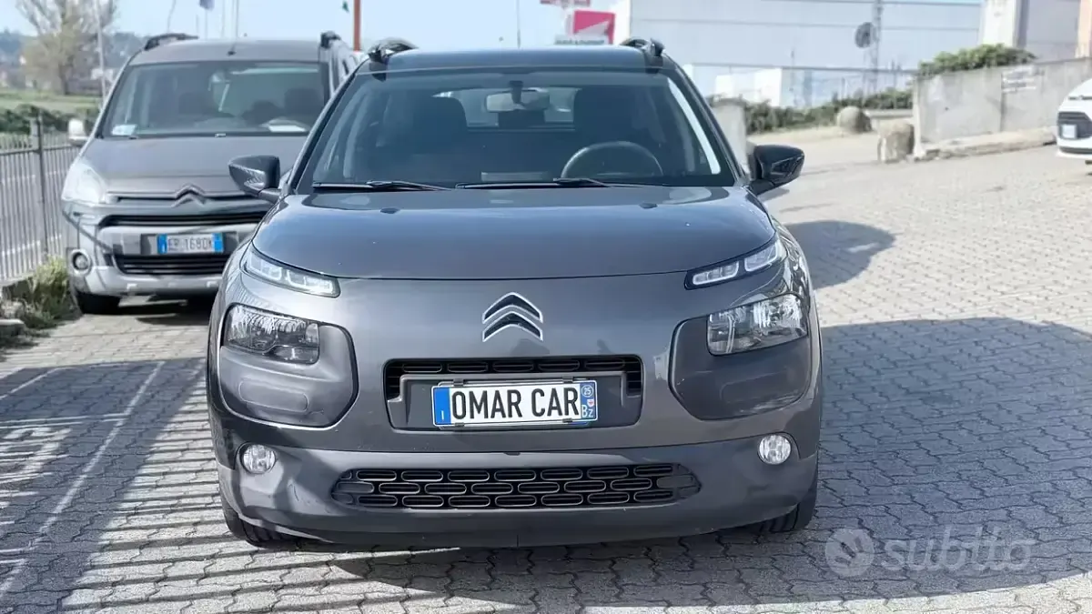 Usata Citroën C4 Cactus 99 CV (72 kW) 2018 Nero Utilitaria