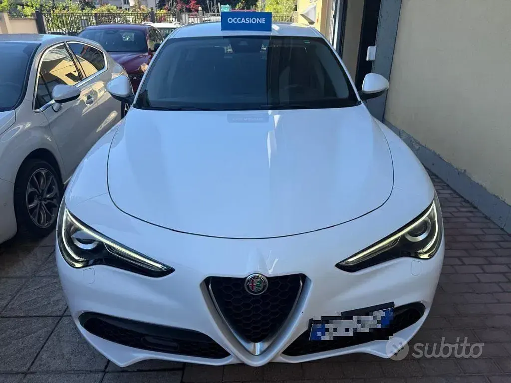 Usata Alfa Romeo Stelvio Business 190 CV (139 kW) 2020 Bianco SUV