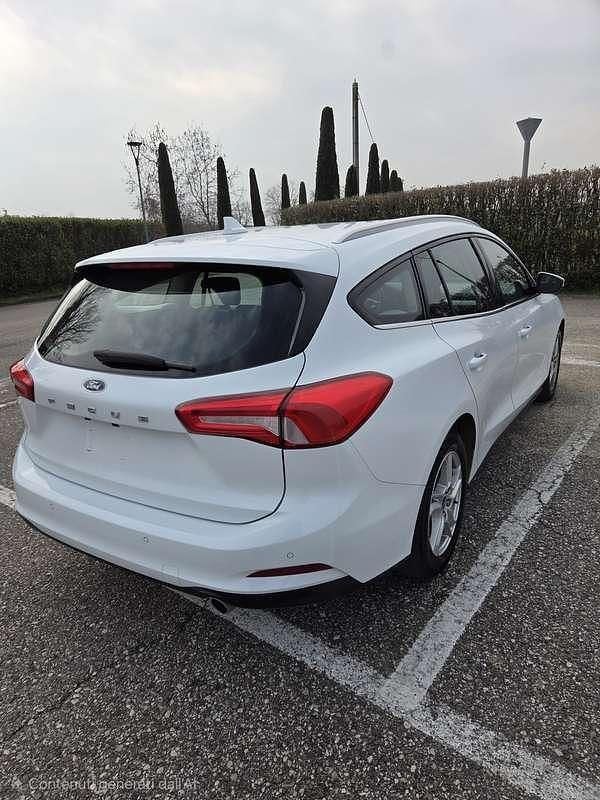 Usata Ford Focus Active 120 CV (88 kW) 2020 Bianco Station wagon