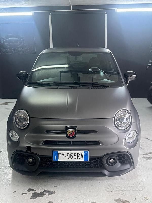 Usata Abarth 595 Pista 165 CV (121 kW) 2019 Grigio Utilitaria