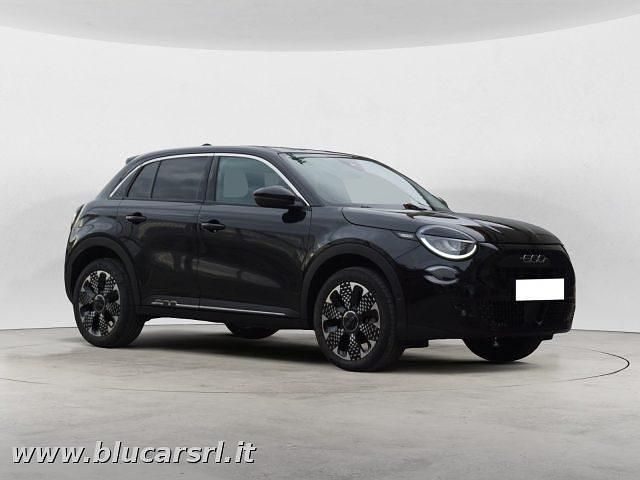 Nero(met.) Usata 2024 Fiat 600 La Prima SUV | 21.690 € (Ottimo prezzo) - Immagine 1/4