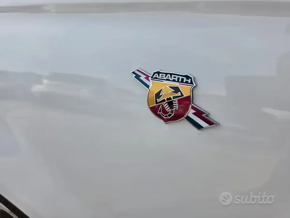 Usata Abarth 500C 140 CV (102 kW) 2011 Bianco Cabrio