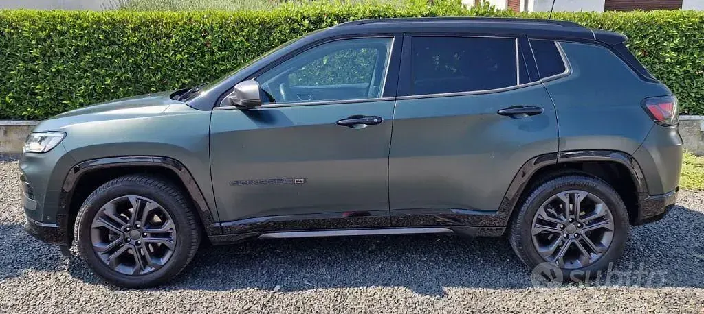 Usata Jeep Compass 131 CV (96 kW) 2021 Verde opaco pastello SUV