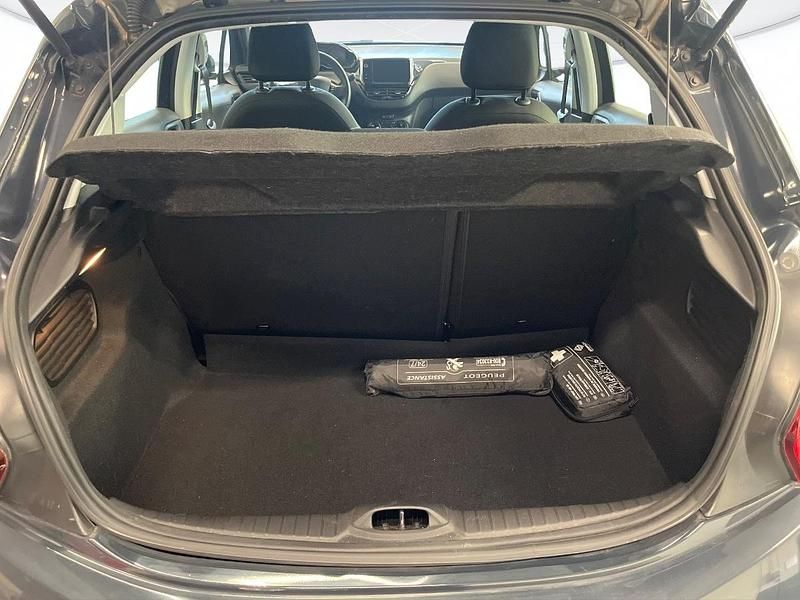 Usata Peugeot 208 Active 83 CV (61 kW) 2019 Blu Utilitaria