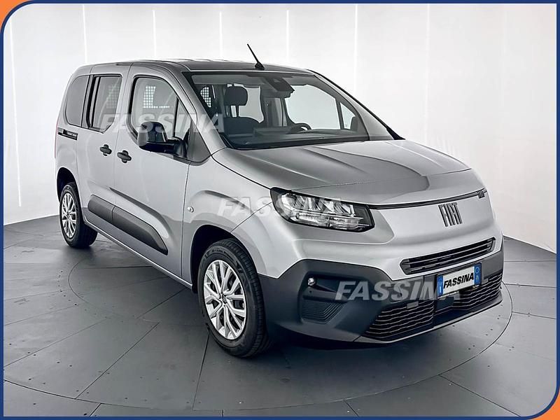 Gebraucht Fiat Doblò 131 PS (96 kW) 2025 Van / Kleinbus