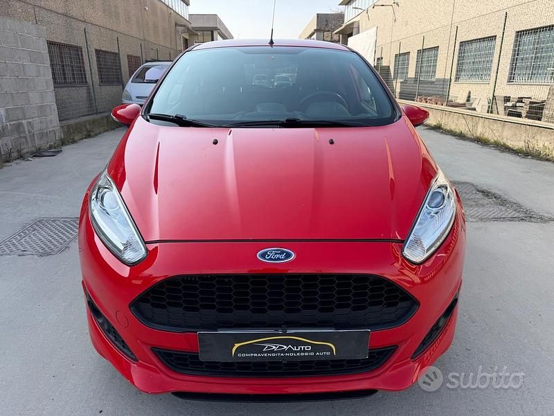 Usata Ford Fiesta ST-Line 95 CV (69 kW) 2017 Rosso Berlina