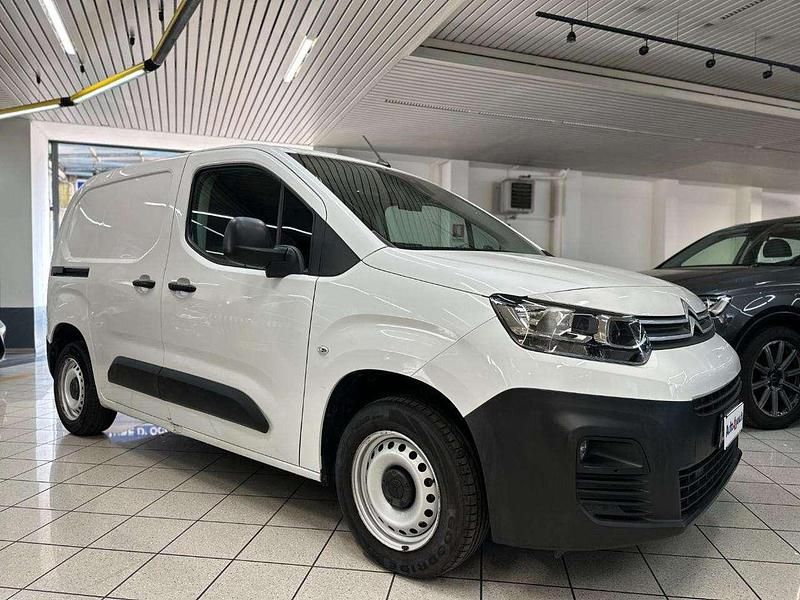 Usata Citroën Berlingo 99 CV (72 kW) 2019 Bianco Monovolume