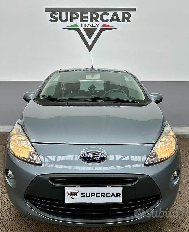 Usata Ford Ka 69 CV (50 kW) 2014 Grigio Berlina
