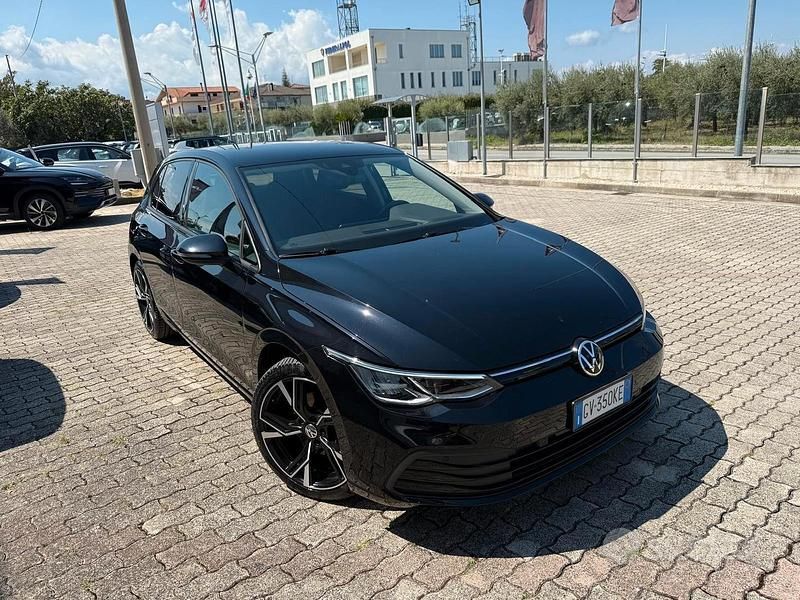 Usata VW Golf VIII Life 150 CV (110 kW) 2020 Nero Berlina