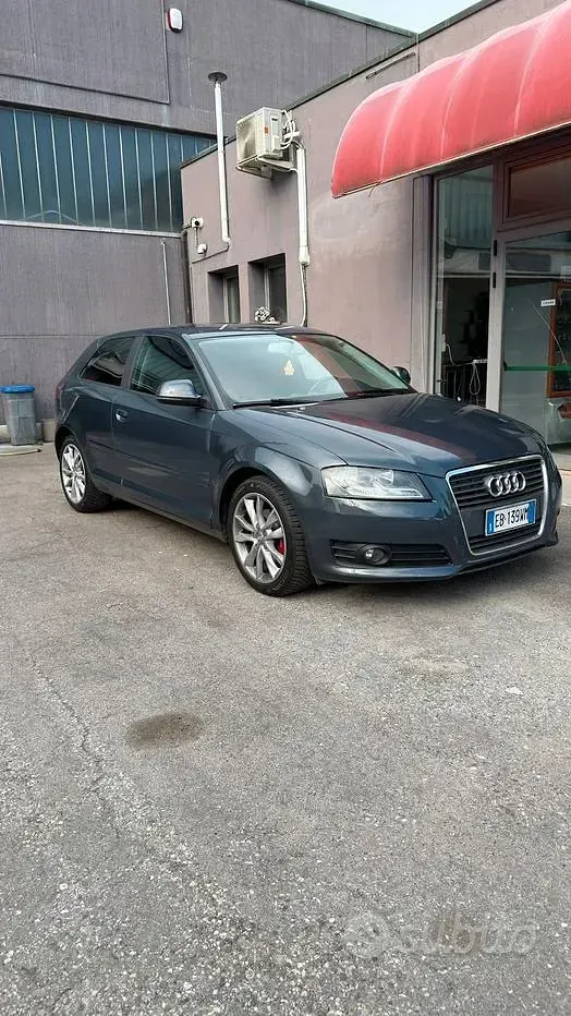 Usata Audi A3 90 CV (66 kW) 2010 Blu Utilitaria