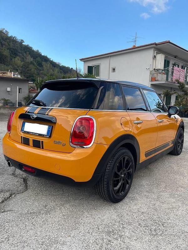 Usata Mini Cooper 95 CV (69 kW) 2015 Utilitaria
