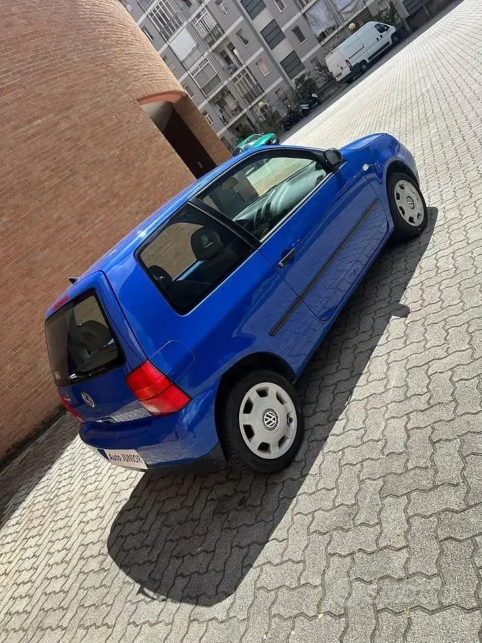 Usata VW Lupo Trendline 75 CV (55 kW) 2001 Blu Utilitaria