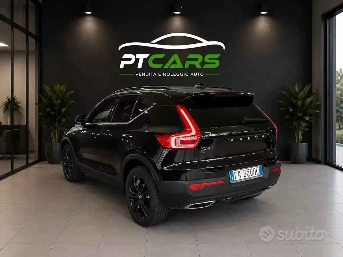 Usata Volvo XC40 Inscription 150 CV (110 kW) 2018 Nero SUV