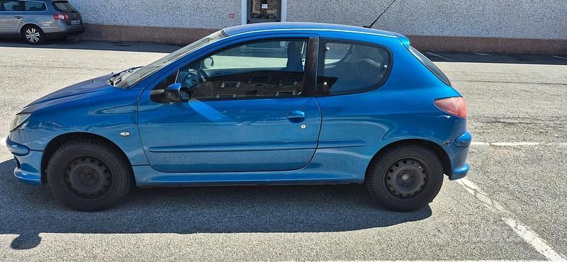 Usata Peugeot 206 75 CV (55 kW) 2008 Berlina