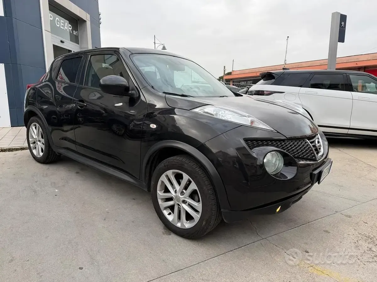 Usata Nissan Juke Tekna 117 CV (86 kW) 2011 Nero SUV