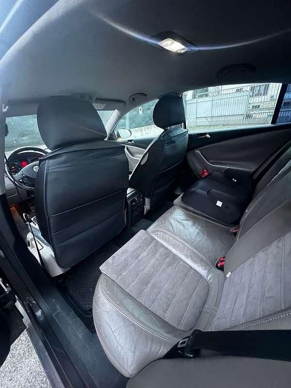 Usata VW Passat Highline 140 CV (102 kW) 2006 Berlina