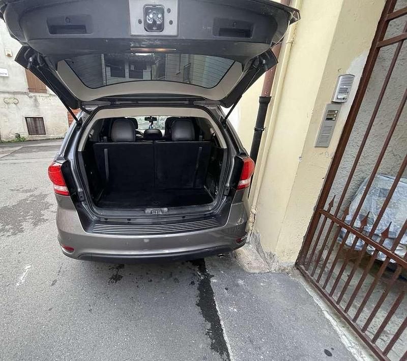 Usata Fiat Freemont 140 CV (102 kW) 2011 SUV