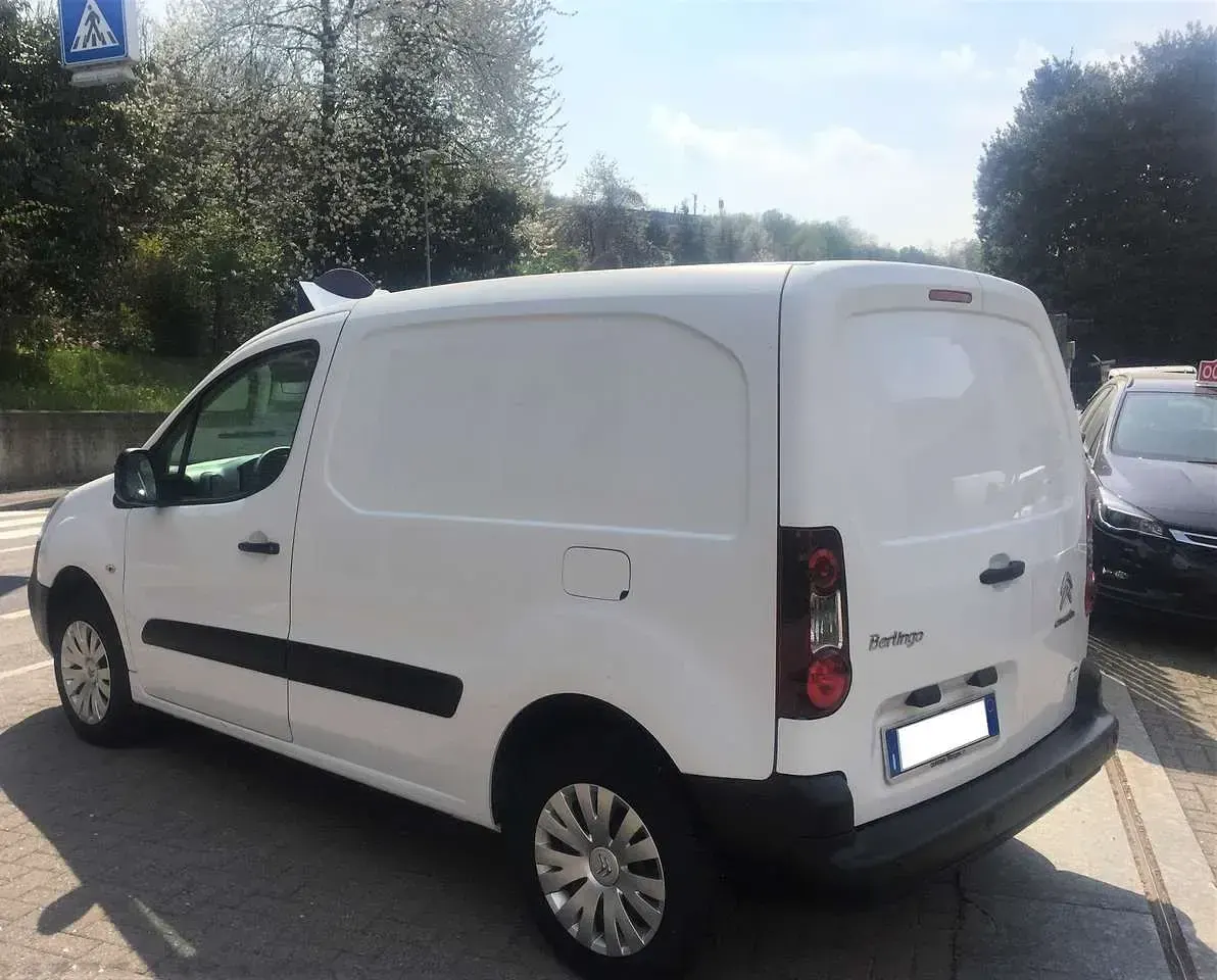 Usata Citroën Berlingo 35 kW (48 CV) 2021 Bianco Monovolume