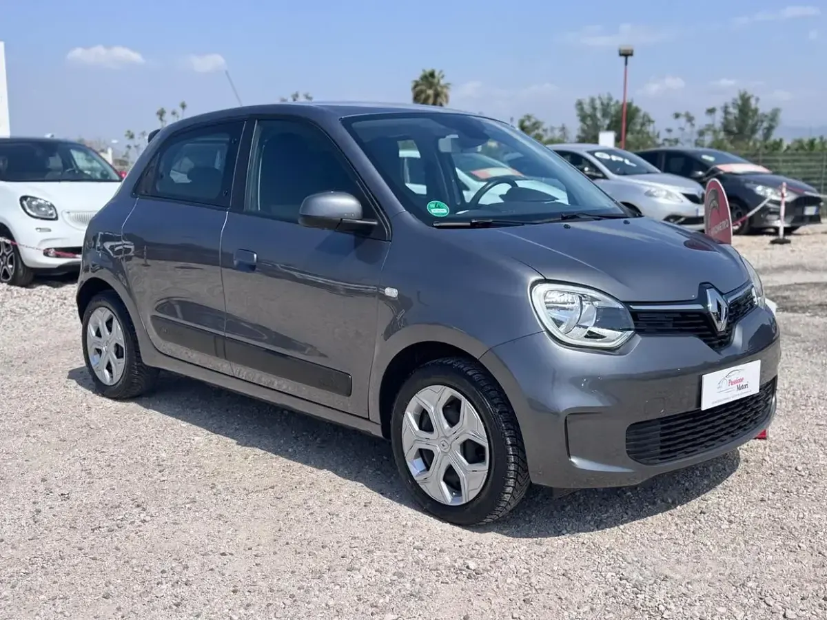 Usata Renault Twingo SE 65 CV (47 kW) 2020 Grigio Utilitaria