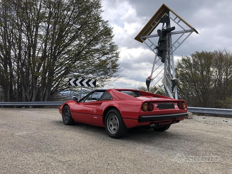 Usata Ferrari 308 1981 Rosso Cabrio