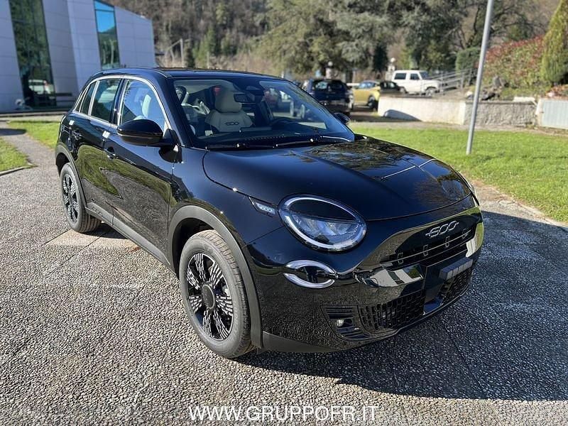 Nuova Fiat 600 Icon 145 CV (106 kW) 2025 Nero SUV