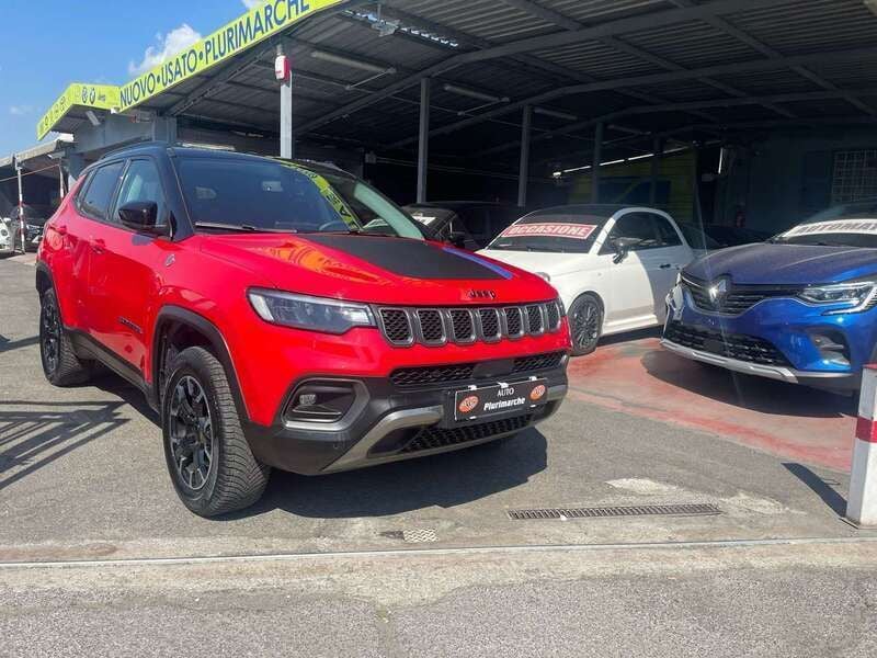 Usata Jeep Compass Trailhawk 180 CV (132 kW) 2023 Rosso SUV