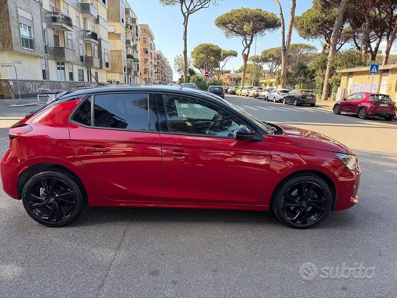 Usata Opel Corsa GS Line 101 CV (74 kW) 2020 Rosso Utilitaria
