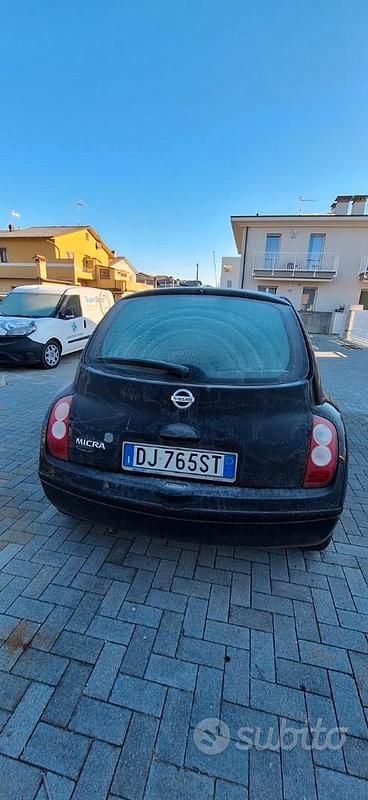 Usata Nissan Micra 2007 Nero Utilitaria