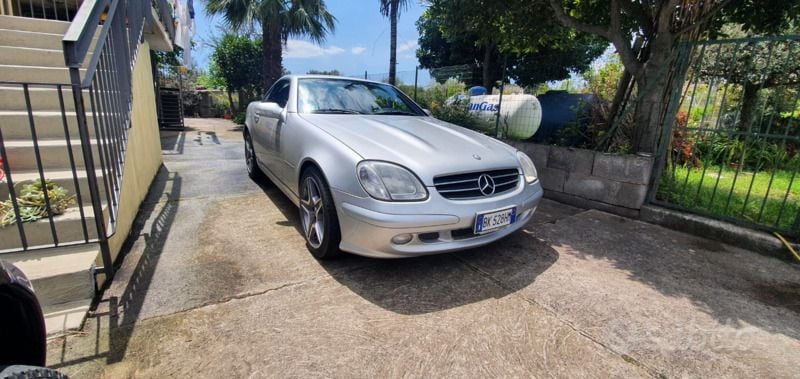 Usata Mercedes SLK230 197 CV (144 kW) 2000 Grigio Cabrio