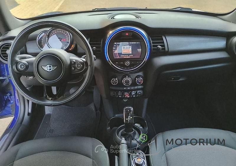 Usata Mini Cooper D Cabriolet Hype 116 CV (85 kW) 2019 Verde Cabrio