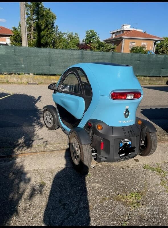 Usata Renault Twizy Life 58 kW (80 CV) 2021 Utilitaria