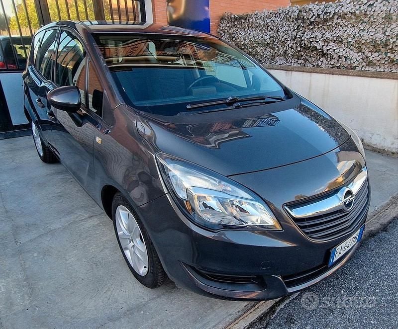 Usata Opel Meriva Cosmo 120 CV (88 kW) 2015 Grigio Monovolume