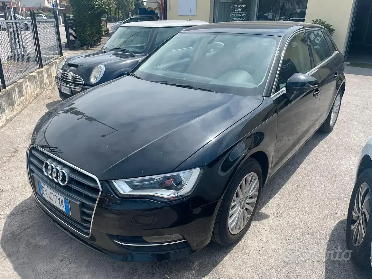 Usata Audi A3 Ambiente 110 CV (80 kW) 2014 Nero Berlina