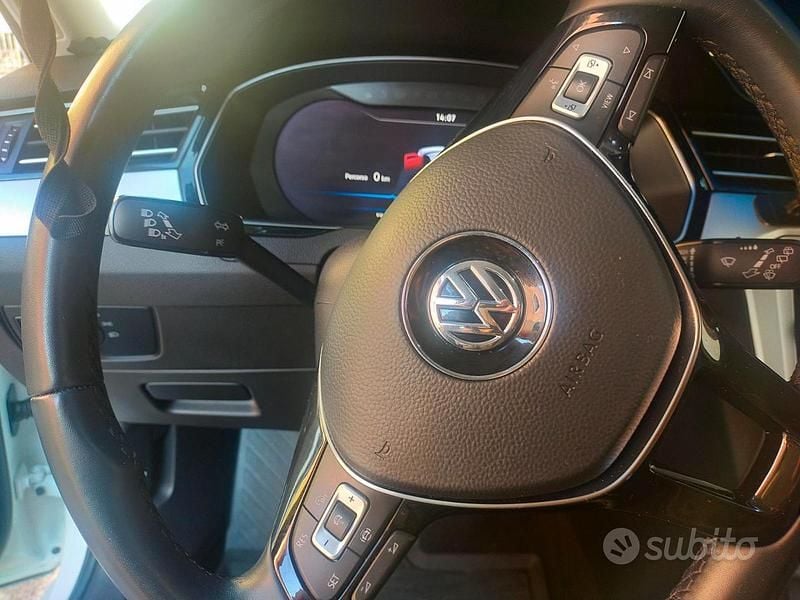 Usata VW Passat 150 CV (110 kW) 2019 Bianco Station wagon