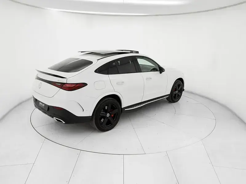Usata Mercedes GLC300e AMG Line Premium Plus 333 CV (244 kW) 2023 Bianco SUV