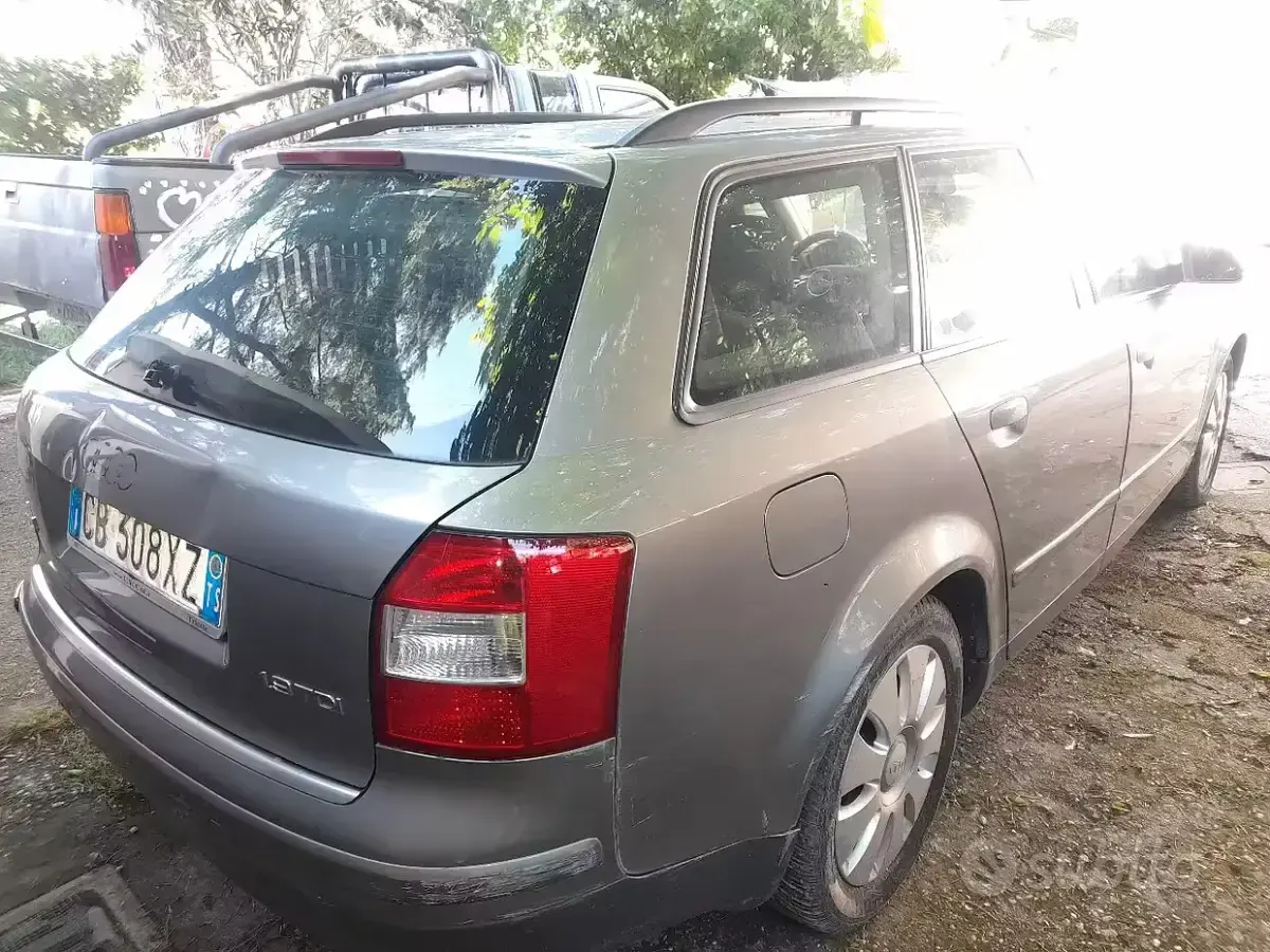 Usata Audi A4 130 CV (95 kW) 2002 Grigio Station wagon