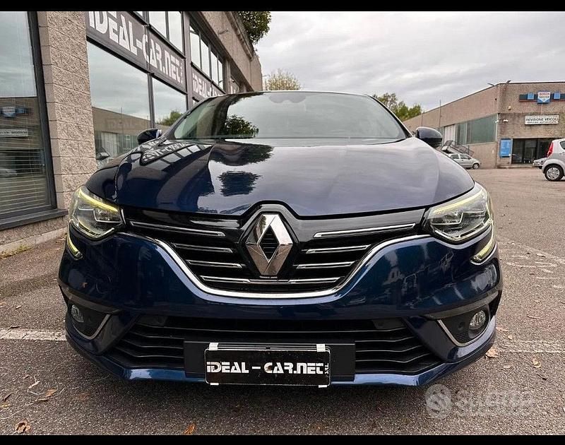 Usata Renault Mégane IV 110 CV (80 kW) 2017 Blu Berlina