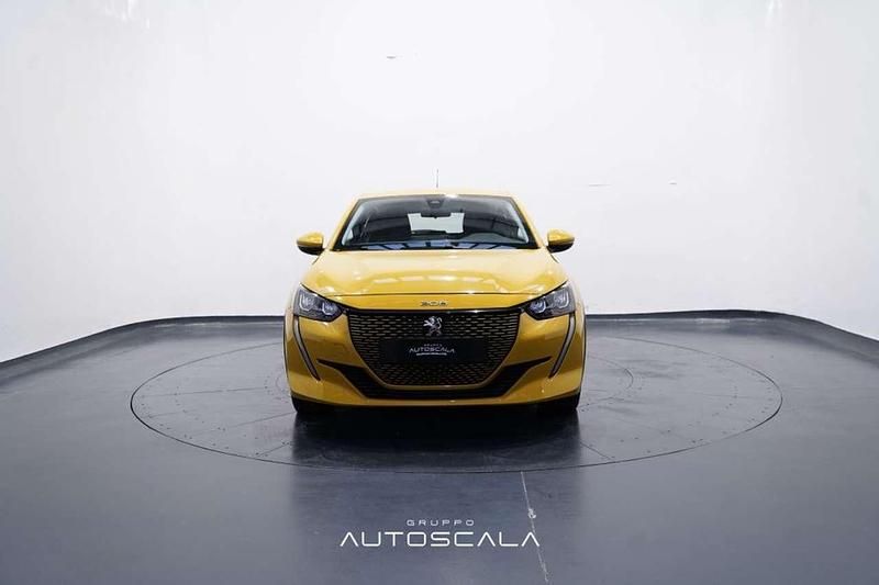 Usata Peugeot 208 Active 56 kW (77 CV) 2021 Giallo faro Utilitaria