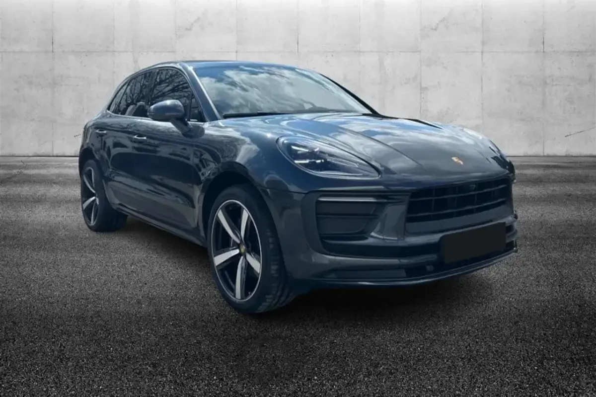 Usata Porsche Macan 265 CV (194 kW) 2023 Grigio SUV