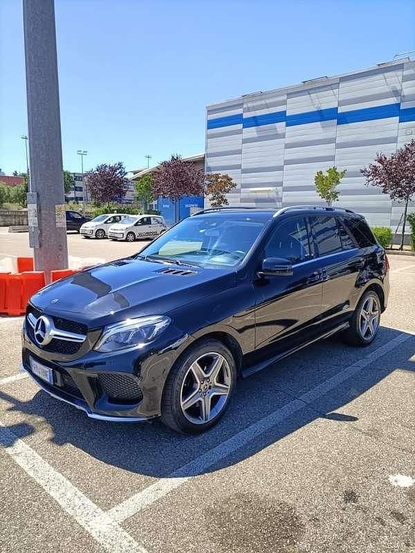 Usata Mercedes GLE250 Premium 204 CV (150 kW) 2018 Nero SUV