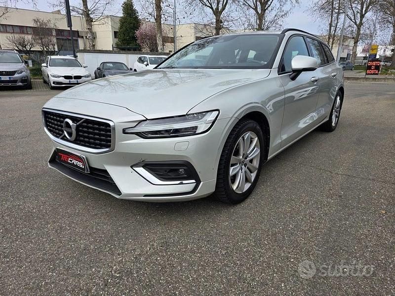 Usata Volvo V60 Business Edition 150 CV (110 kW) 2019 Grigio Station wagon