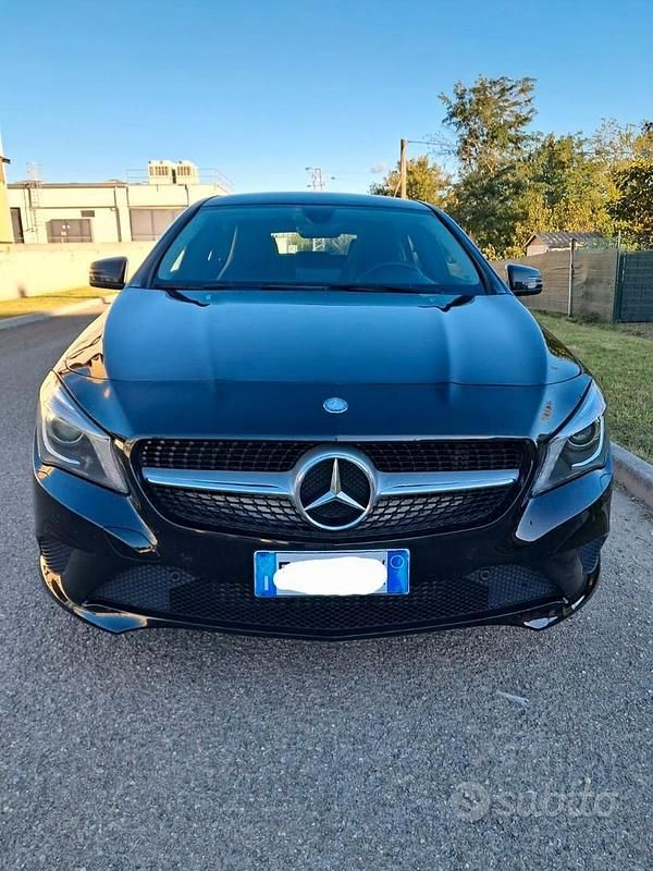 Usata Mercedes CLA200 Shooting Brake AMG 136 CV (100 kW) 2016 Nero Station wagon