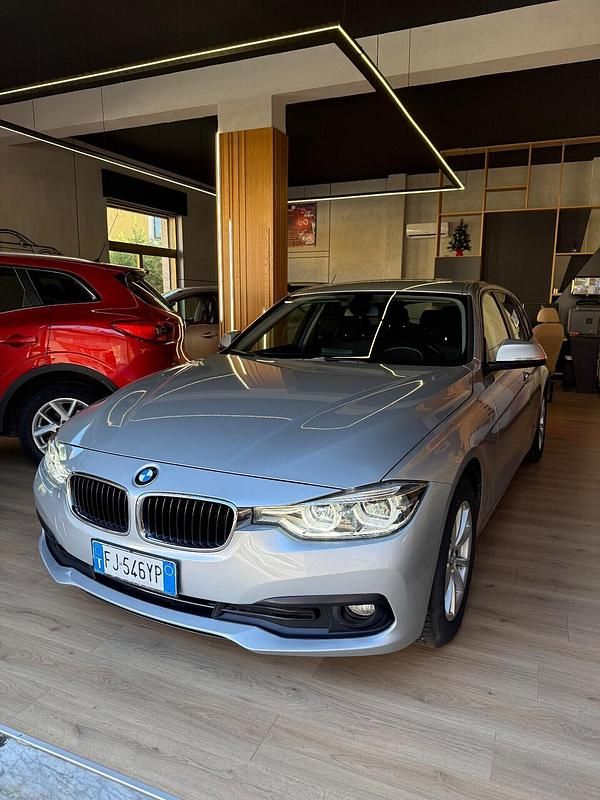 Usata BMW 316 Luxury Line 115 CV (84 kW) 2017 Argento Station wagon
