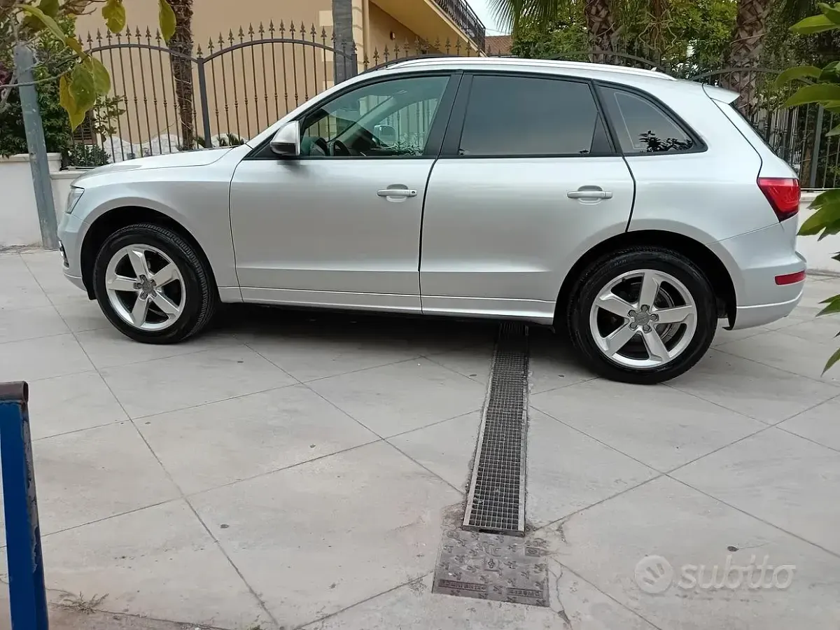 Usata Audi Q5 170 CV (125 kW) 2010 Grigio SUV