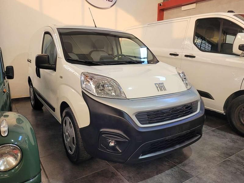 Usata Fiat Fiorino 95 CV (69 kW) 2022 Bianco Monovolume